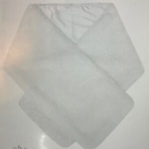 Women’s Faux fur shawl